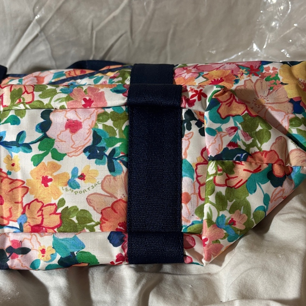 LeSportsac Navy and Floral Tote Bag - Picture 7 of 16